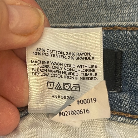 Express Women's Jeans Boot High Rise  Stretch Size 10 R - Picture 5 of 12